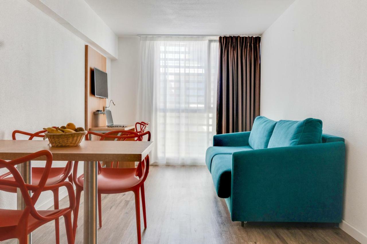 Residhotel Galerie Tatry Bordeaux Exteriör bild